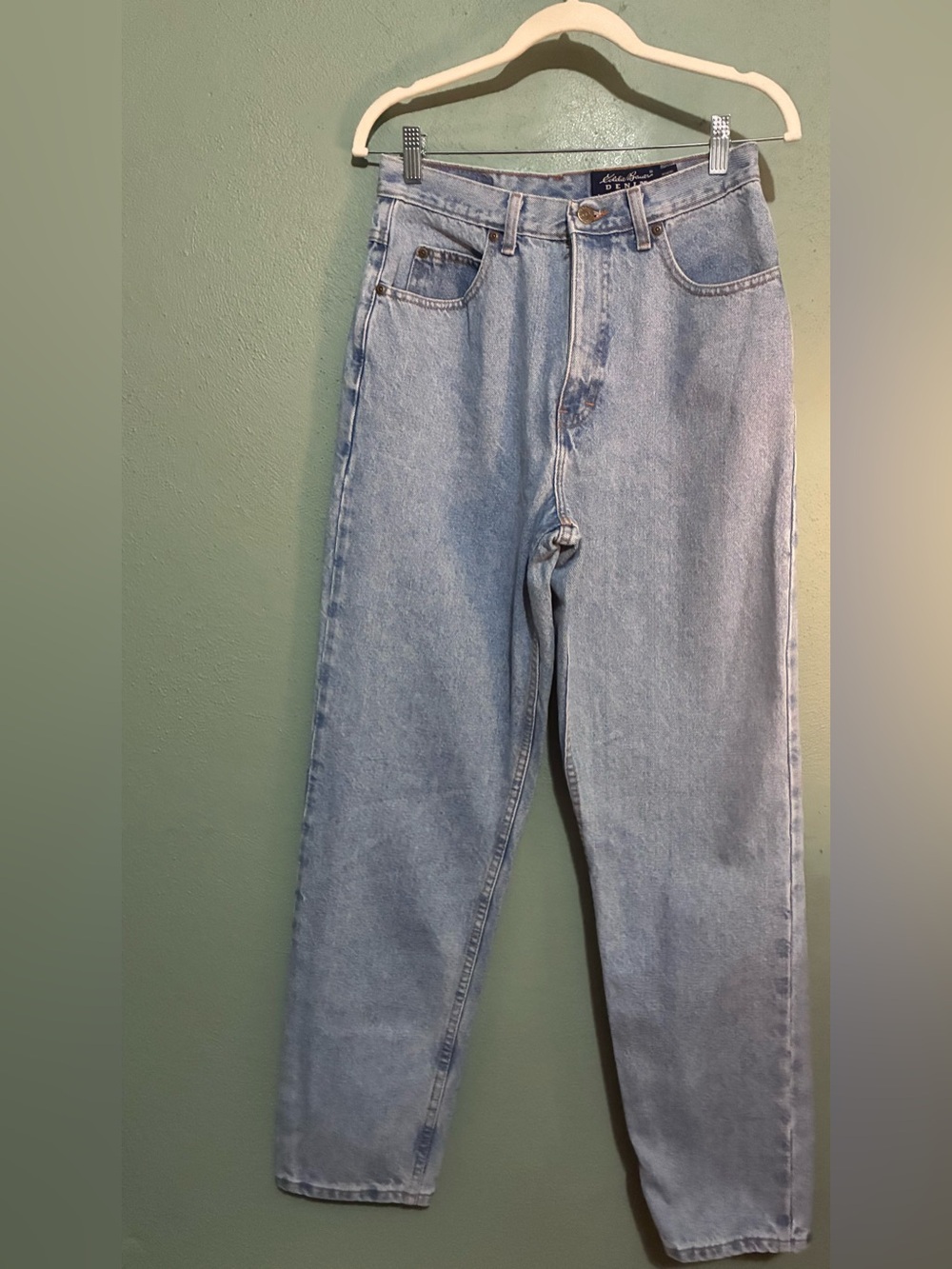 Eddie Bauer Classic-Fit Women's Straight Leg Jeans Blue Medium (8)